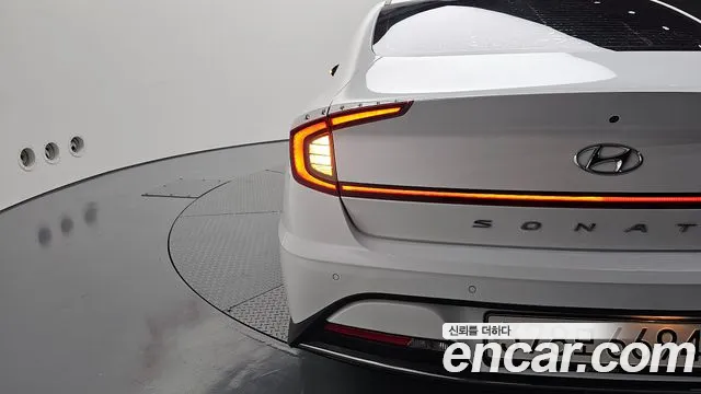 2020 Hyundai Sonata (DN8) 2.0 LPG(rental car) Sold VIN KMHL341DBLA024785 – exterior detail
