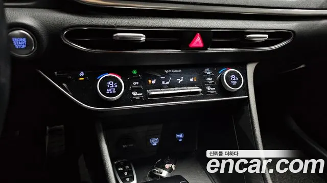 2020 Hyundai Sonata (DN8) 2.0 LPG(rental car) Sold VIN KMHL341DBLA060019 – rear exterior