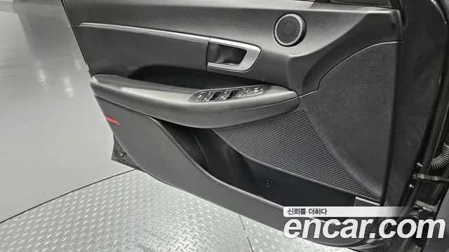 2020 Hyundai Sonata (DN8) 2.0 LPG(rental car) Sold VIN KMHL341DBLA060019 – undercarriage