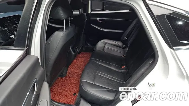 2021 Hyundai Sonata (DN8) 2.0 LPG(rental car) Sold VIN KMHL341DBMA130732 – interior seats