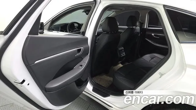 2022 Hyundai Sonata (DN8) 2.0 LPG(rental car) Sold VIN KMHL341DBNA156200 – exterior detail 2022 Hyundai Sonata (DN8) 2.0 LPG(rental car) Sold VIN KMHL341DBNA156200 – exterior detail