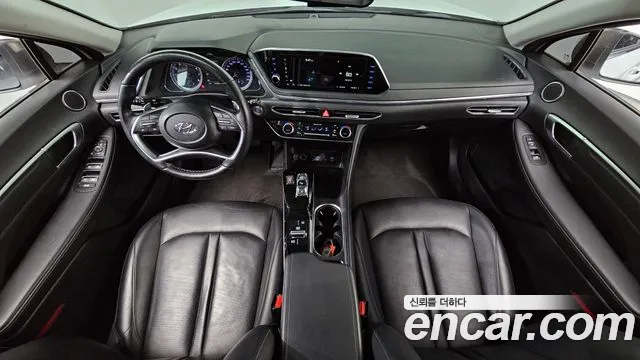 2022 Hyundai Sonata (DN8) 2.0 LPG(rental car) Sold VIN KMHL341DBNA197859 – dashboard