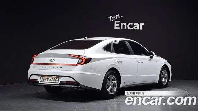 2022 Hyundai Sonata (DN8) 2.0 LPG(rental car) Sold VIN KMHL341DBNA197933 – interior seats