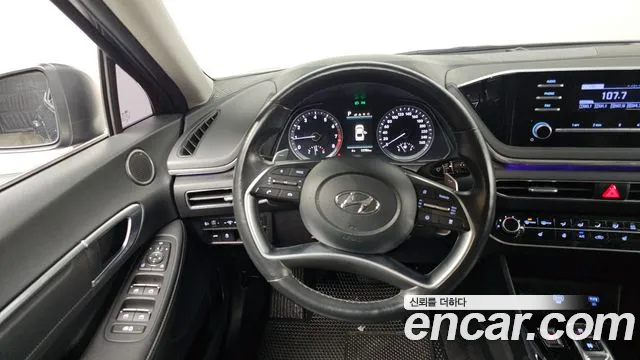 2022 Hyundai Sonata (DN8) 2.0 LPG(rental car) Sold VIN KMHL341DBNA205271 – side profile