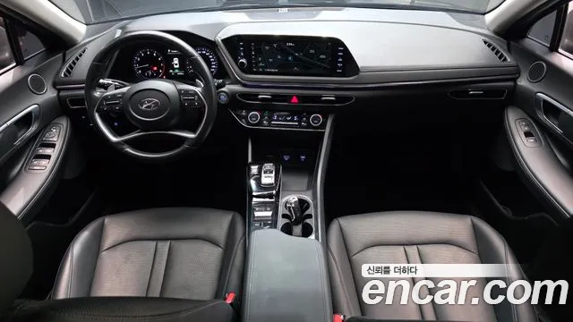 2022 Hyundai Sonata (DN8) 2.0 LPG(rental car) Sold VIN KMHL341DBNA205802 – trunk area