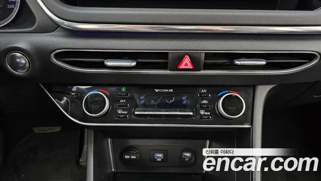 2022 Hyundai Sonata (DN8) 2.0 LPG(rental car) Sold VIN KMHL341DBNA206448 – interior seats 2022 Hyundai Sonata (DN8) 2.0 LPG(rental car) Sold VIN KMHL341DBNA206448 – interior seats
