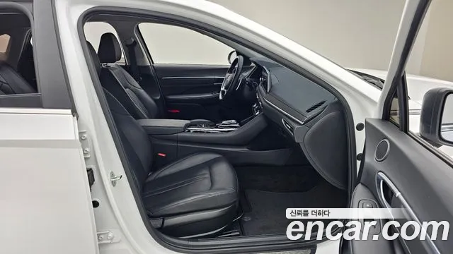 2022 Hyundai Sonata (DN8) 2.0 LPG(rental car) Sold VIN KMHL341DBNA206448 – trunk area 2022 Hyundai Sonata (DN8) 2.0 LPG(rental car) Sold VIN KMHL341DBNA206448 – trunk area
