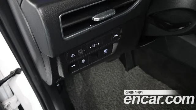 2022 Hyundai Sonata (DN8) 2.0 LPG(rental car) Sold VIN KMHL341DBNA206626 – interior seats 2022 Hyundai Sonata (DN8) 2.0 LPG(rental car) Sold VIN KMHL341DBNA206626 – interior seats