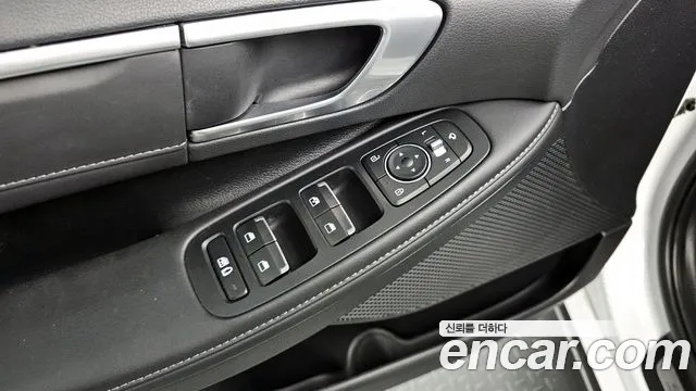 2022 Hyundai Sonata (DN8) 2.0 LPG(rental car) Sold VIN KMHL341DBNA209376 – trunk area 2022 Hyundai Sonata (DN8) 2.0 LPG(rental car) Sold VIN KMHL341DBNA209376 – trunk area