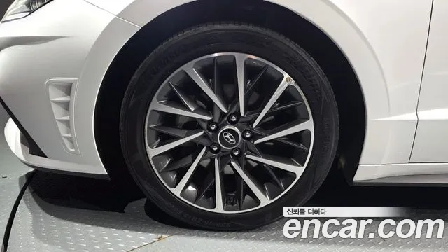 2022 Hyundai Sonata (DN8) 2.0 LPG(rental car) Sold VIN KMHL341DBNA215810 – side profile