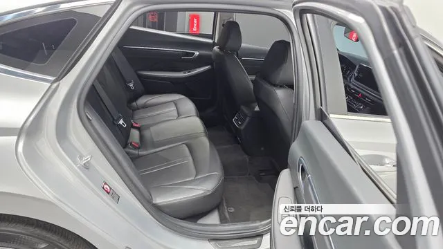 2023 Hyundai Sonata (DN8) 2.0 LPG(rental car) Sold VIN KMHL341DBPA286283 – rear exterior