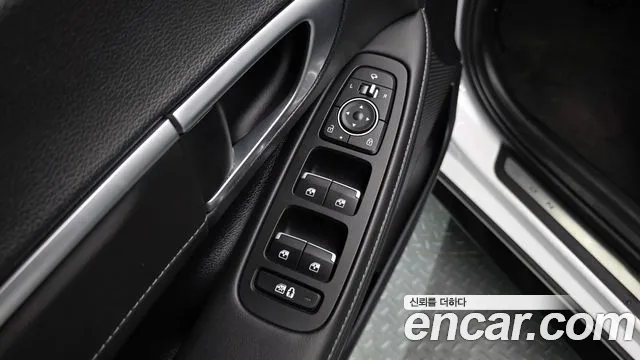 2024 Hyundai Sonata The Edge (DN8) 2.0 LPG(Rent) Sold VIN KMHL341DBRA327821 – exterior detail