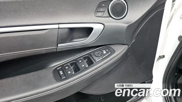 2024 Hyundai Sonata The Edge (DN8) 2.0 LPG(Rent) Sold VIN KMHL341DBRA333410 – rear exterior