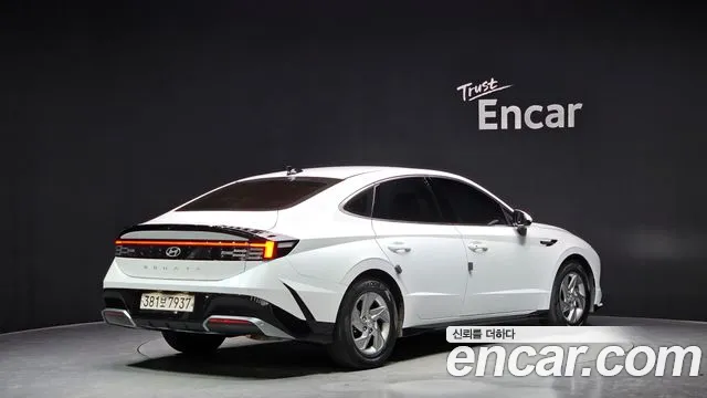 2024 Hyundai Sonata The Edge (DN8) 2.0 LPG(Rent) Sold VIN KMHL341DBRA333410 – side profile