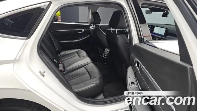 2024 Hyundai Sonata The Edge (DN8) 2.0 LPG(Rent) Sold VIN KMHL341DBRA348705 – interior seats 2024 Hyundai Sonata The Edge (DN8) 2.0 LPG(Rent) Sold VIN KMHL341DBRA348705 – interior seats