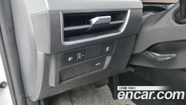 2024 Hyundai Sonata The Edge (DN8) 2.0 LPG(Rent) Sold VIN KMHL341DBRA368514 – dashboard