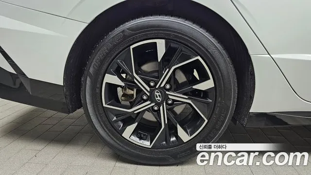 2024 Hyundai Sonata The Edge (DN8) 2.0 LPG Sold VIN KMHL341DBRA411358 – exterior detail