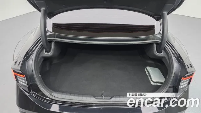 2024 Hyundai Sonata The Edge (DN8) 2.0 LPG(Rent) Sold VIN KMHL341DBRA421809 – interior seats 2024 Hyundai Sonata The Edge (DN8) 2.0 LPG(Rent) Sold VIN KMHL341DBRA421809 – interior seats