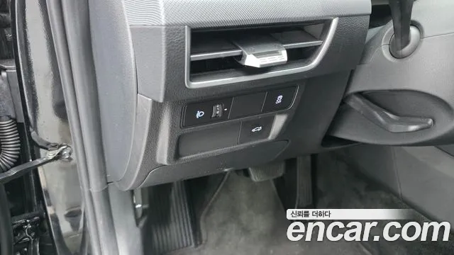 2024 Hyundai Sonata The Edge (DN8) 2.0 LPG(Rent) Sold VIN KMHL341DBRA421809 – trunk area 2024 Hyundai Sonata The Edge (DN8) 2.0 LPG(Rent) Sold VIN KMHL341DBRA421809 – trunk area