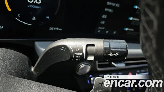 2024 Hyundai Sonata The Edge (DN8) 2.0 LPG(Rent) Sold VIN KMHL341DBRA441489 – interior seats