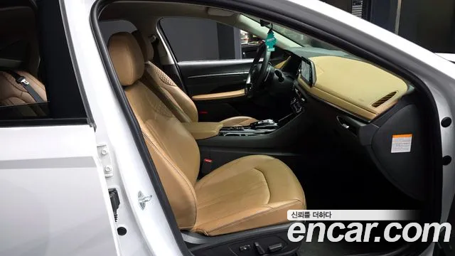 2021 Hyundai Sonata Hybrid (DN8) Inspiration Sold VIN KMHL341JBMA032024 – photo 24