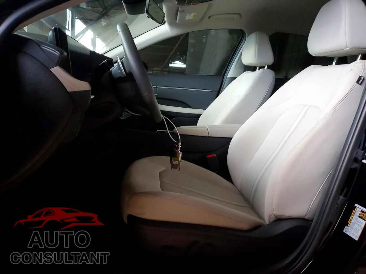2025 HYUNDAI SONATA Damaged VIN KMHL34JJ0SA103432 – exterior detail