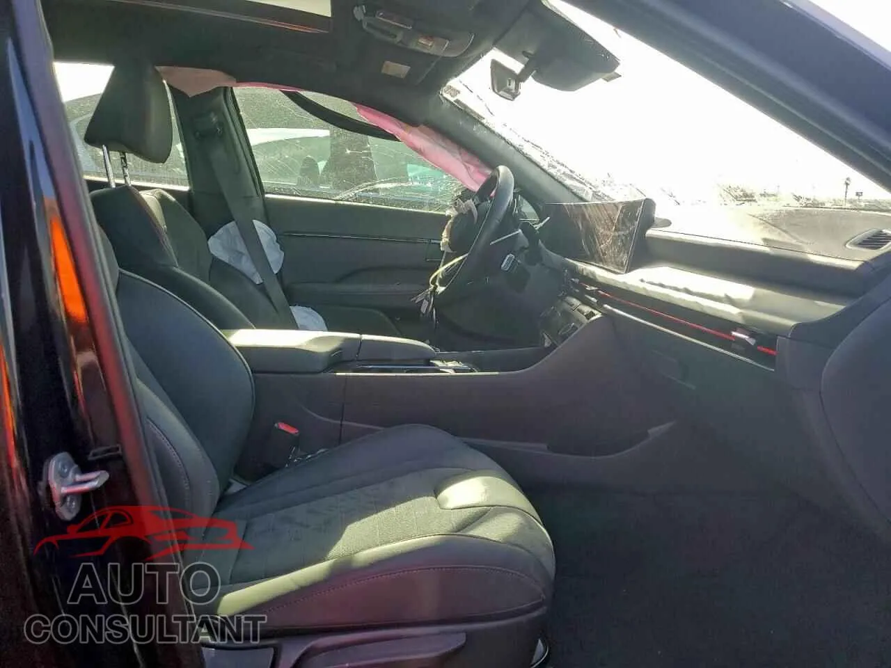 2024 HYUNDAI SONATA Damaged VIN KMHL54JC0RA412176 – exterior detail