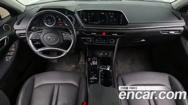 2020 Hyundai Sonata (DN8) 1.6 Turbo Sold VIN KMHL6412BLA100514 – exterior detail