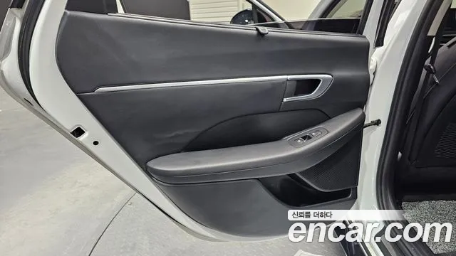 2021 Hyundai Sonata (DN8) 1.6 Turbo Sold VIN KMHL6412BMA107135 – exterior detail 2021 Hyundai Sonata (DN8) 1.6 Turbo Sold VIN KMHL6412BMA107135 – exterior detail