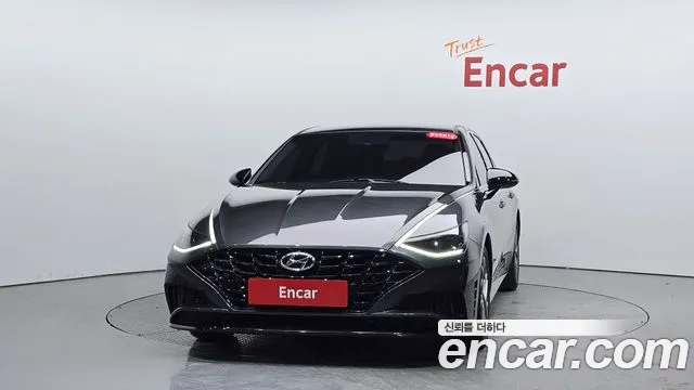2021 Hyundai Sonata (Dn8) 1.6 Turbo Sold VIN KMHL6412BMA110374 – front exterior