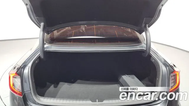 2021 Hyundai Sonata (Dn8) 1.6 Turbo Sold VIN KMHL6412BMA119052 – front exterior