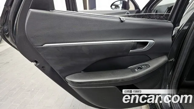 2021 Hyundai Sonata (DN8) 1.6 Turbo Sold VIN KMHL6412BMA130047 – exterior detail