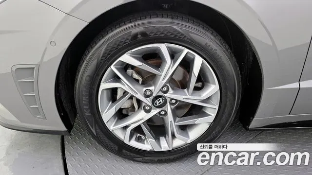 2022 Hyundai Sonata (Dn8) 1.6 Turbo Sold VIN KMHL6412BNA200594 – front exterior