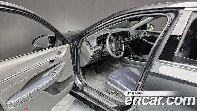 2022 Hyundai Sonata (DN8) 1.6 Turbo Sold VIN KMHL6412BNA244283 – rear exterior