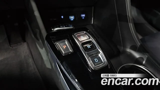 2022 Hyundai Sonata (DN8) 1.6 Turbo Sold VIN KMHL6412BNA244283 – interior seats