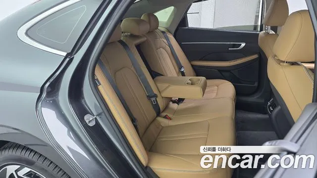 2025 Hyundai Sonata The Edge (DN8) 1.6 Turbo Sold VIN KMHL6412BSA535981 – interior seats