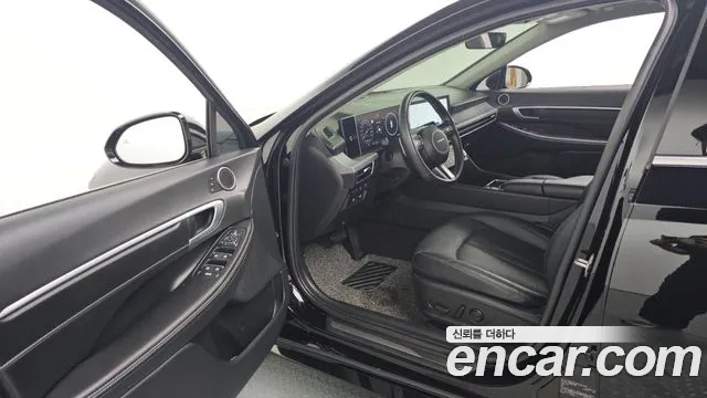 2024 Hyundai Sonata The Edge (DN8) 2.0 Sold VIN KMHL641EBRA398741 – interior seats