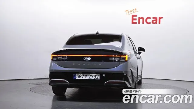 2024 Hyundai Sonata The Edge Hybrid (DN8) Inspiration VIN KMHL641JBRA075216
