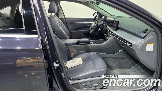 2024 Hyundai Sonata The Edge Hybrid (DN8) Inspiration Sold VIN KMHL641JBRA112188 – rear exterior