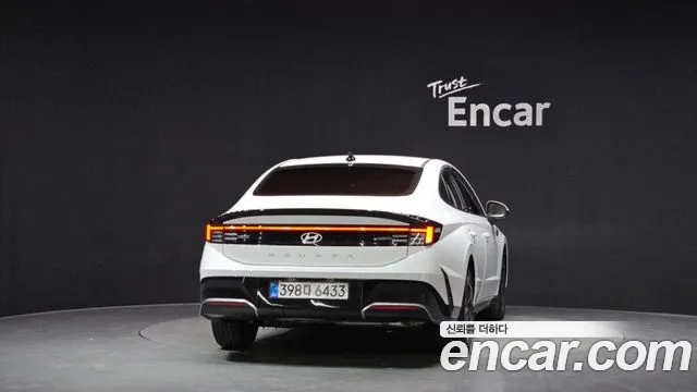 2026 Hyundai Sonata The Edge Hybrid (DN8) Inspiration Sold VIN KMHL641JBTA152871 – trunk area