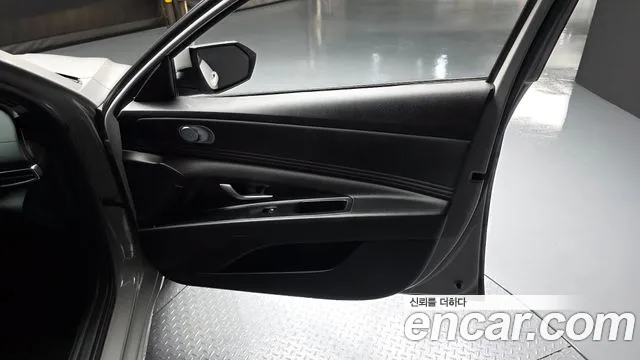 2023 Hyundai Avante (CN7) 1.6 LPi (Rental Car) Sold VIN KMHLL41ABPU441519 – interior seats