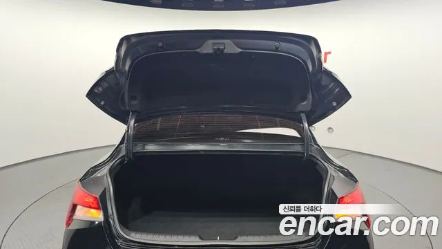 2021 Hyundai Avante (CN7) 1.6 Sold VIN KMHLL41EEMU166903 – undercarriage