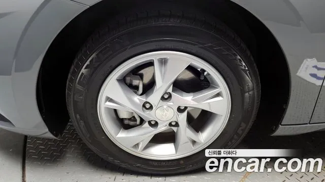 2021 Hyundai Avante (CN7) 1.6 Sold VIN KMHLL41EEMU236617 – undercarriage