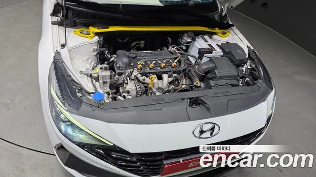 2021 Hyundai Avante (CN7) 1.6 LPi (Rental Car) Sold VIN KMHLM41ABMU011452 – exterior detail