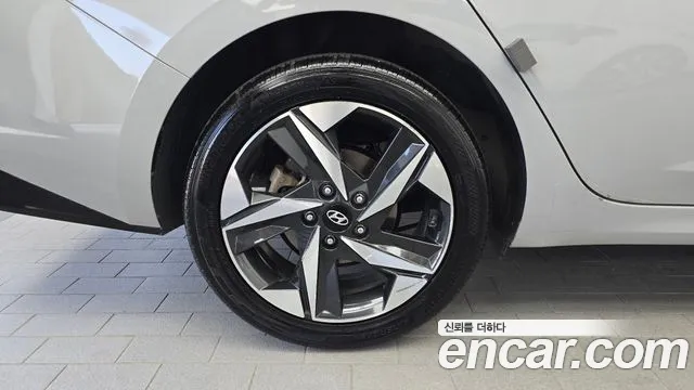 2021 Hyundai Avante (CN7) 1.6 Sold VIN KMHLM41EEMU000858 – exterior detail