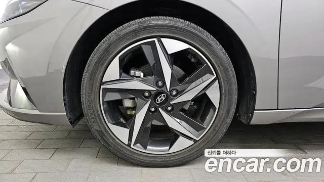 2021 Hyundai Avante (Cn7) 1.6 Sold VIN KMHLM41EEMU013133 – front exterior