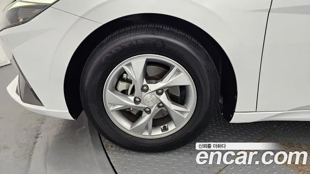 2021 Hyundai Avante (CN7) 1.6 Sold VIN KMHLM41EEMU017686 – interior seats
