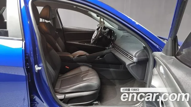2021 Hyundai Avante (CN7) 1.6 Sold VIN KMHLM41EEMU039996 – dashboard