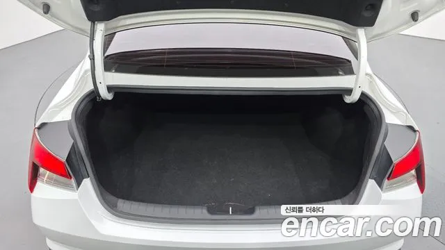 2021 Hyundai Avante (CN7) 1.6 Sold VIN KMHLM41EEMU054118 – odometer reading