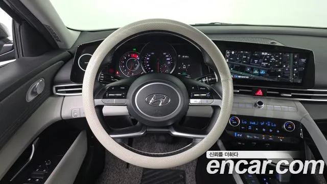 2021 Hyundai Avante (CN7) 1.6 Sold VIN KMHLM41EEMU075715 – exterior detail